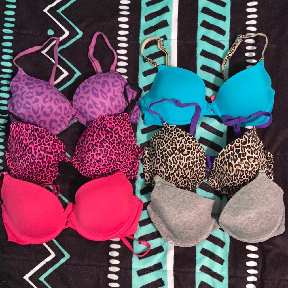 PINK Lightly Lined Bras (32C)